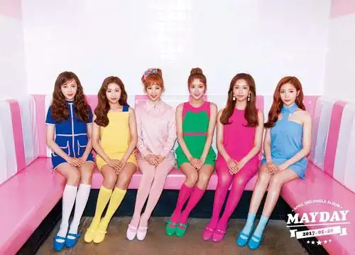 april成员一秒让魔术师「傻眼」的舞台失误 让人隔著萤幕都感到尴尬.