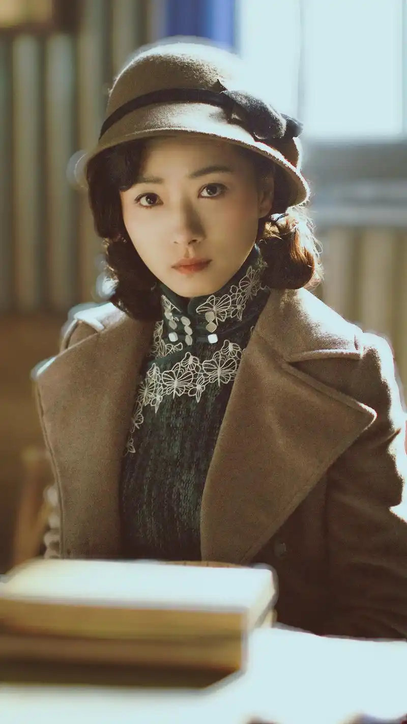 热剧福利社#万茜电视剧脱身 【万茜民国俪人】 半个多月的时间,看着