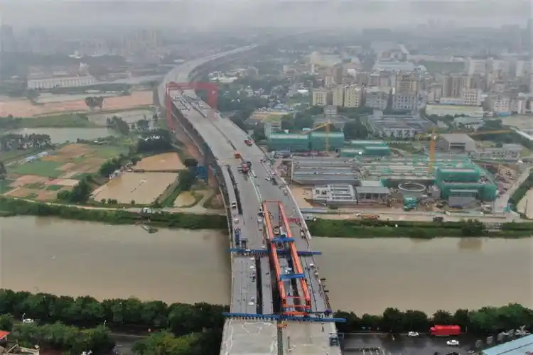 冲锋,广龙高速东莞段年底有望全线开通,这条高速不简单啊_腾讯新闻