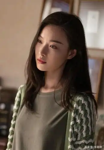 倪妮流金岁月穿搭图集