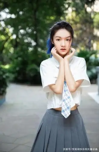 贺美琦学院风照片,清新靓丽,时尚唯美