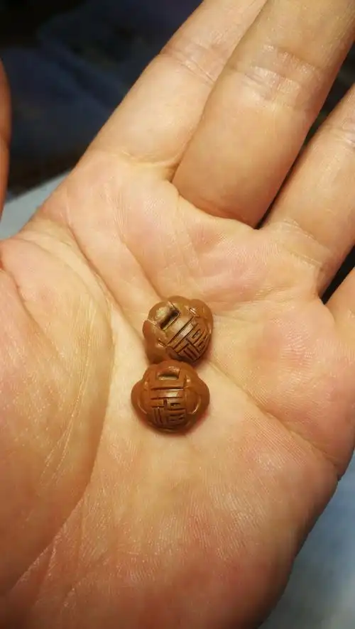 定制宝宝精品天然桃核手工雕刻刻花手机挂件手链