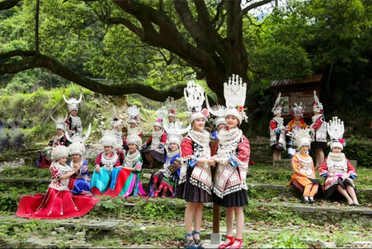 苗族姊妹节 ▏"万人唱响翁你河" 原生态苗歌对唱