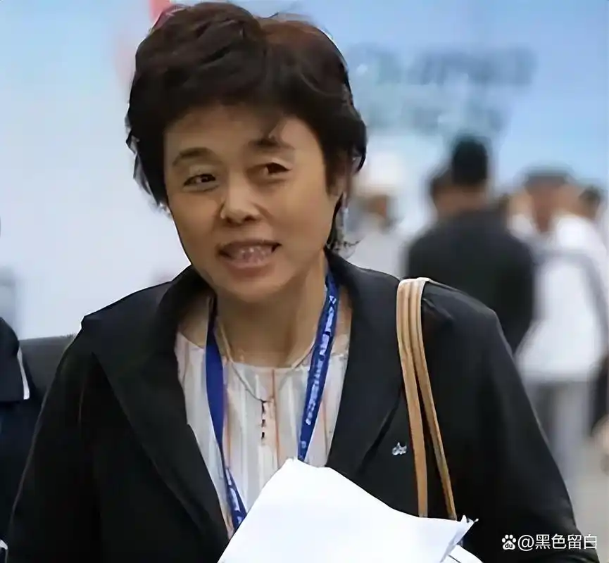 前女排队长孙晋芳:曾带队拿三连冠,抗血癌10余年,69岁现状如何