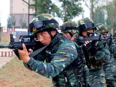 九立战功 创新反恐 特战队长桑宏宇为何能成"教科书"