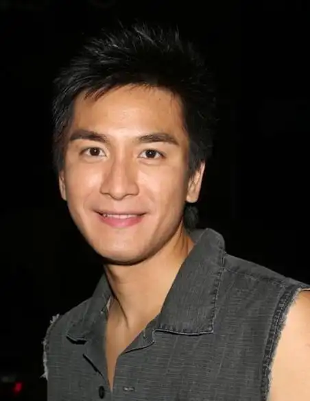 马国明搭干妹妹陷四角恋 遭女方男友痛骂