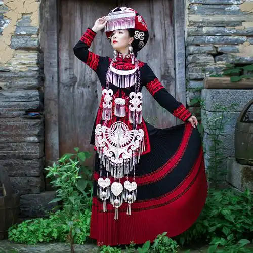 妈汝彝族女新款服装火把节凉山全套结婚复古传统手工成人绣花长款