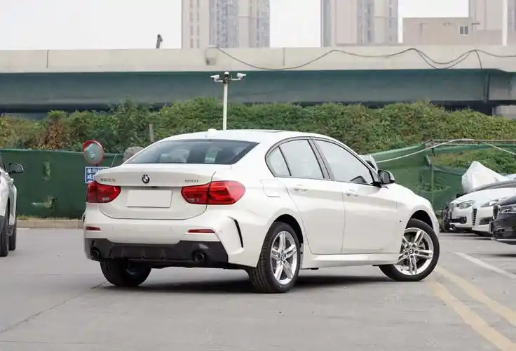 2021款宝马1系购车手册,重点推荐125i m运动曜夜版!