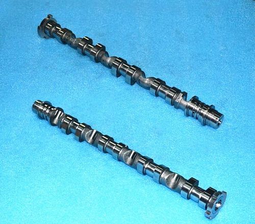 适用奇瑞a3瑞虎3艾瑞泽5艾瑞泽7进气排气凸轮轴dvvt发动 进气 凸轮轴