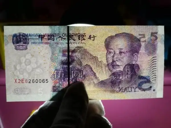 055多密丝灯下如下图明显比少丝品种密度大虽