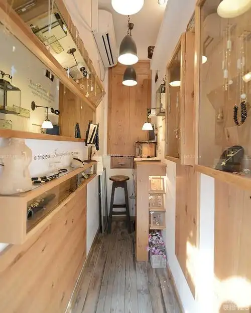 超小饰品店墙面设计装修效果图片