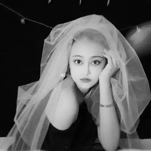 孙妈妈再也看不到女儿穿婚纱的样子,25岁的孙侨潞本该有着大好的人生