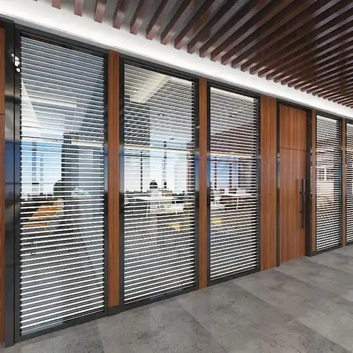 上海办公室玻璃隔断墙铝合金百叶窗双层钢化中空隔音带门成品装修