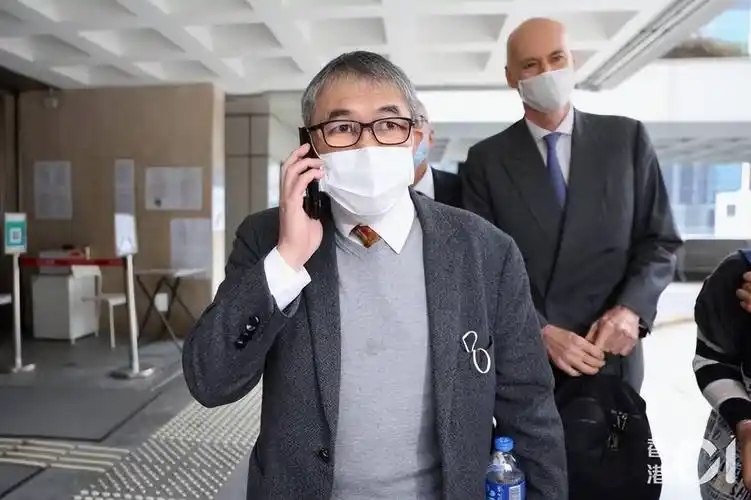 霍英乐家族争产后续:15亿大厦转让给霍震宇霍丽娜,月租金280万_霍震寰