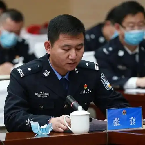 张岩同志先进事迹座谈会上,他们这样说