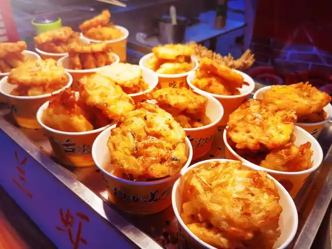 摄影分享惠州水东街年货节这些小吃太诱人了拍照和大家分享