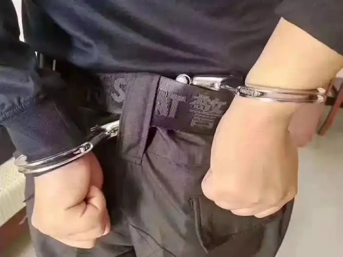 【血的教训,一线必知】基层民警处警现场十忌_警察