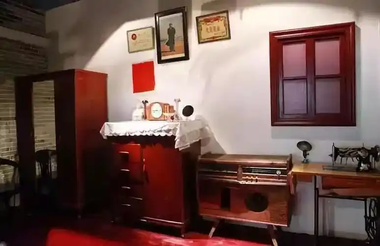 70年变迁,都在墙上__凤凰网