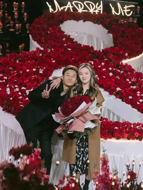 若驰夫妇求婚成功60双向奔赴的爱情太美好了