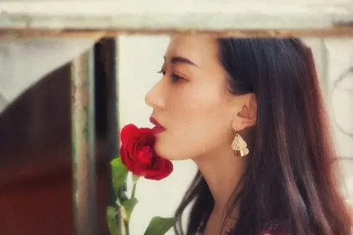 复古港风 冷艳女神