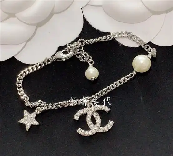 代购chanel/香奈儿手链 20新款星星 双c吊坠爱心珍珠经典女手环-雅蝶