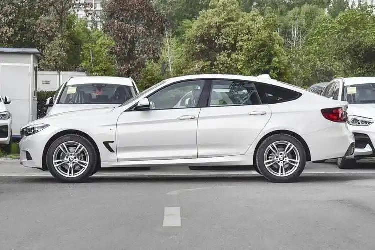 宝马3系gt多少钱(宝马3系gt多少钱一公里油)