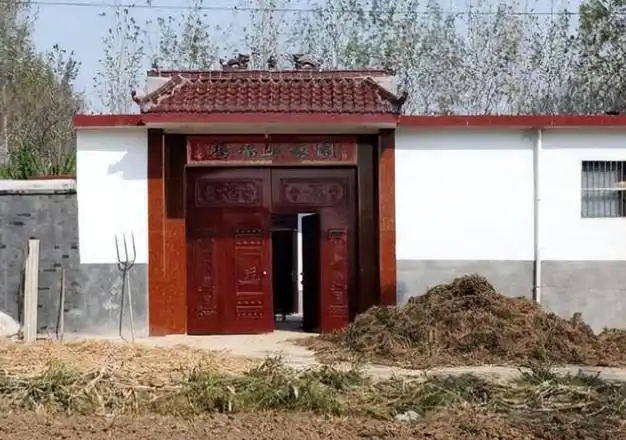 农村人喜欢把大门打开,城里人总是把门关着,这是什么原因?