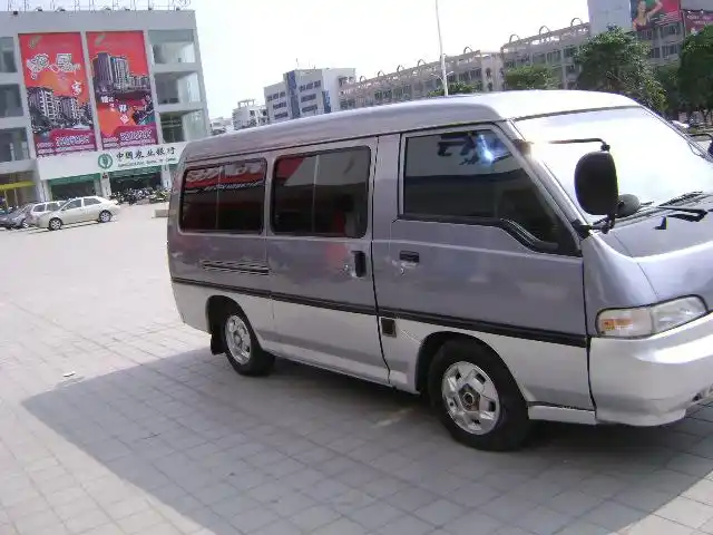 转让:12座面包车