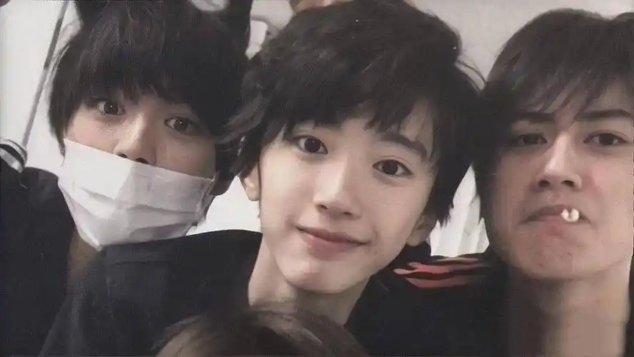 感觉吴海和小时候的道枝骏佑气质好像quq