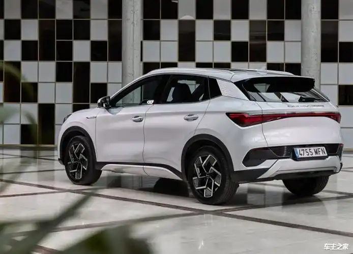 深圳比亚迪元plus最新行情 售价12万元起