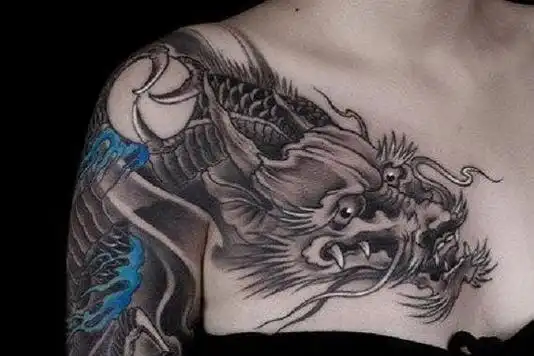 过肩龙纹身的讲究:18款过肩龙纹身图案赏析