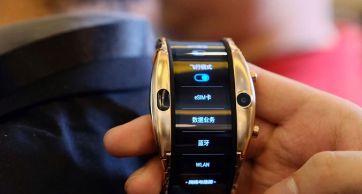 努比亚一代二代手表对比