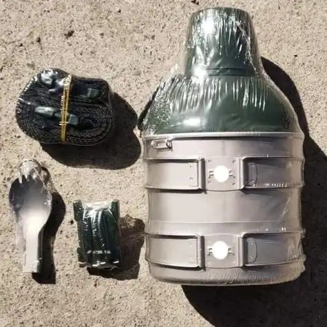 我军19式水壶因为是钛合金,双层保温结构,一反传统军用水壶,说以对于