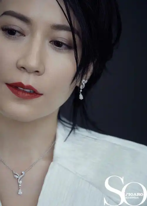 组图不老女神俞飞鸿风情透骨短发气场全开攻气十足