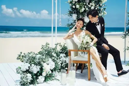 旅拍婚纱照攻略甜蜜上头的情侣拍照指南谁拍谁好看