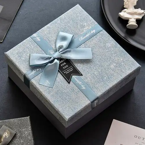 礼盒包装盒正方形小号礼品盒盒子男友女生生日礼品糖盒