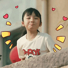 自己都忍不住笑了女孩可爱搞笑gif动图_动态图_表情包下载_soogif