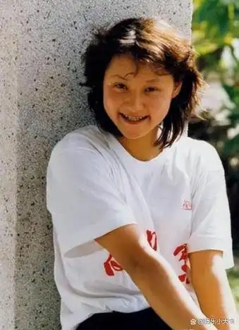 奥运冠军和前夫移民国外离婚回国嫁昔日队友如今成人生赢家