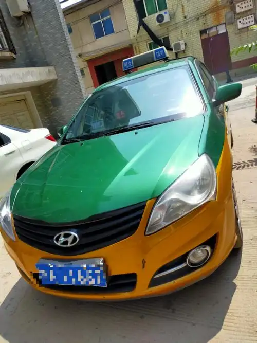 转让转让现有明众悦动出租车一辆车还有四年到期