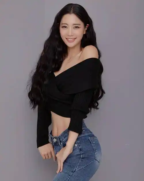 中国成为了克拉拉的避风港,2016年12月30日,《情圣》这部电影让克拉拉