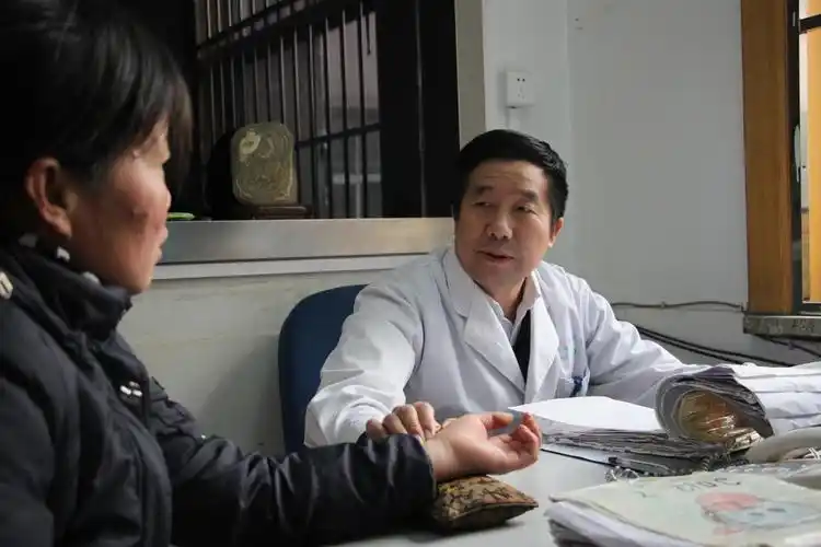 泰安市中医医院王光辉惟愿中医学术代代传