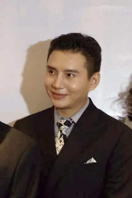 《暖男记》章小军饰演佟俊铭