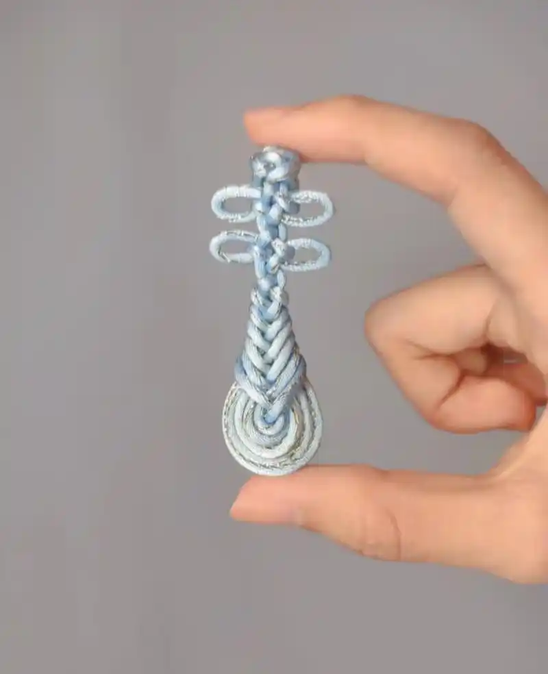 基本结组合﹣琵琶结教程 依次编:纽扣结→酢浆草结x2→十字结→琵琶结