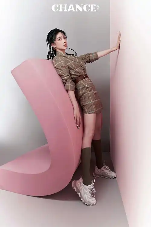 11.22飘蕾质量承诺2021.11.22p07oleo x 飞凡:初露锋芒2021.11.