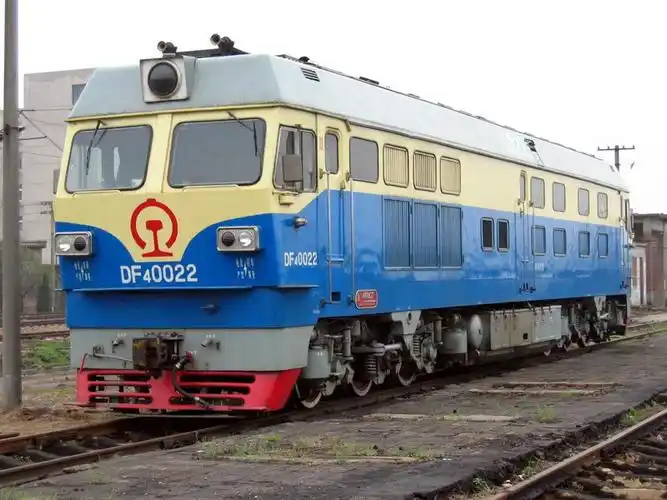 p> b>东风4b型内燃机车 /b>(df4b)是 a target="_blank" href="/item