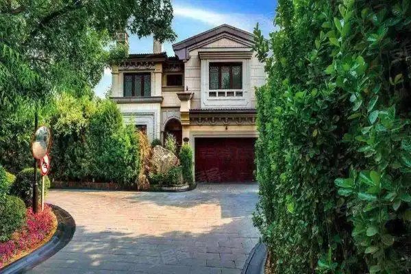 不足,龙湖颐和原著怎么样,龙湖颐和原著周边房产中介经纪人评价-北京