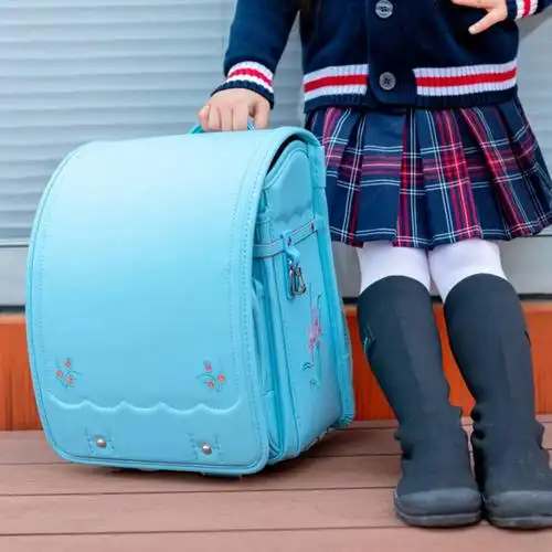 【jbt高端日本立体书包小学生1-3-6年级减压护脊防水贵族风范双肩包】