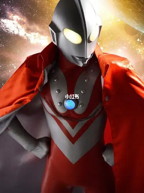 送大家一张超高清佐菲队长的壁纸哟奥特官方说佐菲的单体光线攻击是