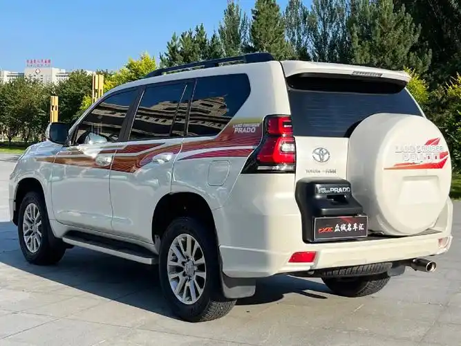 丰田2020款普拉多35