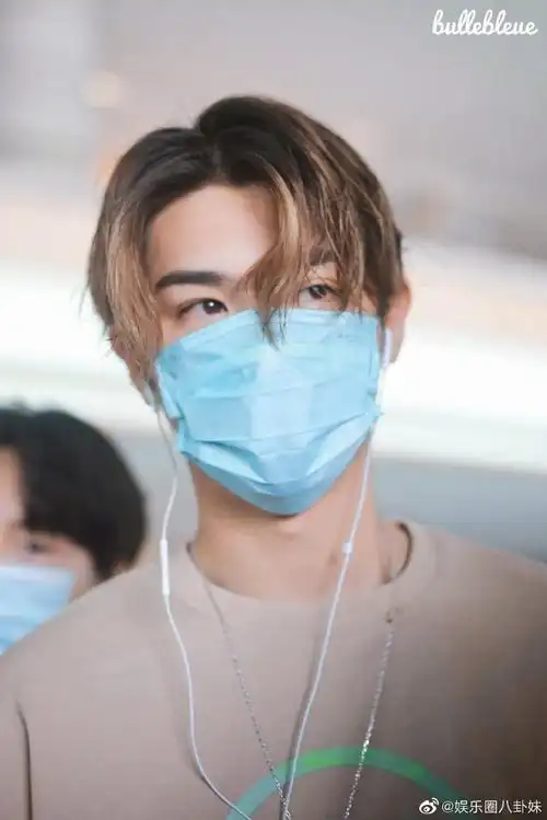 黄明昊justin快乐大本营